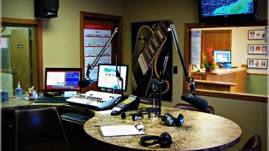 المعهد الذهبي|وظائف الإذاعة المحليةوظائف الإذاعة المحلية