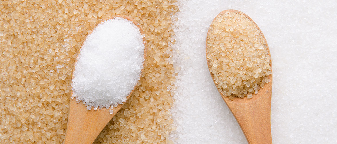 الفرق بين السكر البني والأبيض